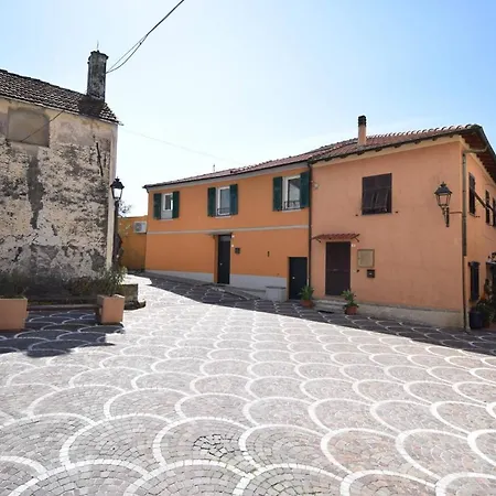 Casa Luisa-immersa Nel Verde A Due Passi Dal Mare Feriehus
