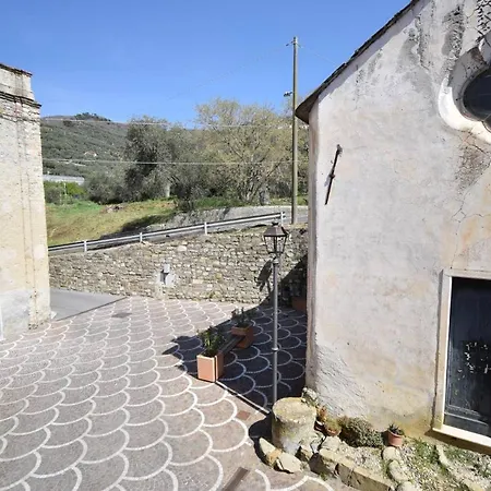 Feriehus Casa Luisa-immersa Nel Verde A Due Passi Dal Mare *